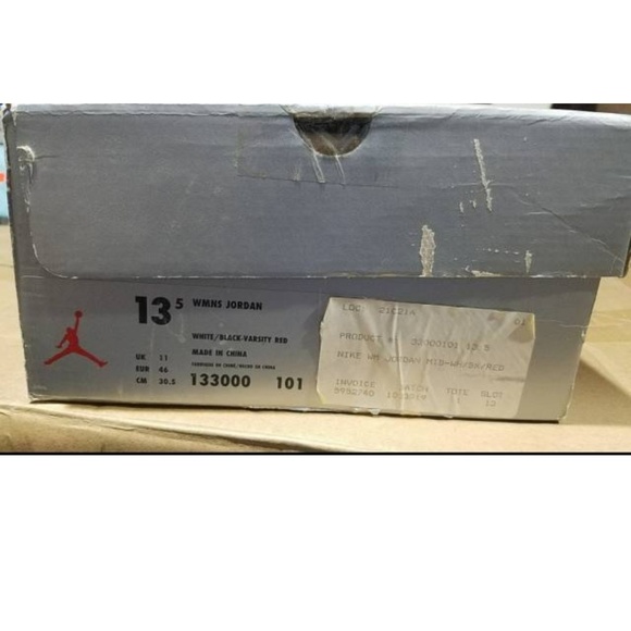 [1997] Rare Womens Jordan Womens 13.5 (Mens 12) - Picture 7 of 8